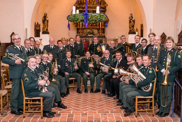 Hjemmeværnets_Musikkorps_FlaskePosten_1
