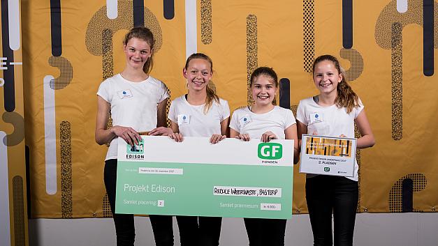 Piger_Bagterpskolen_FlaskePosten_1