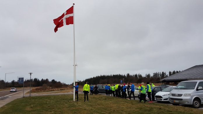 Standerhejning_Havstrygerne_FlaskePosten_1