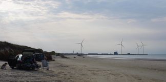 Fire store vindmøller placeres nu på Hirtshals Havn