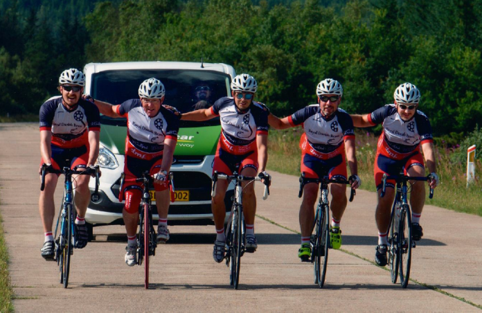 Cykelryttere_Lurblæsere_FlaskePosten_1