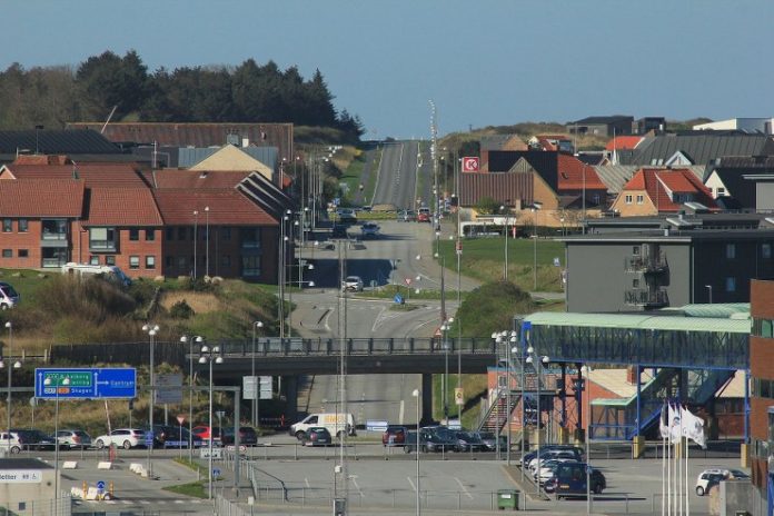 Stefan_Werner_Hirtshals_Havnen_FlaskePosten_2_740x493