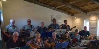 Publikum og Fyret tog et break med kaffe og kage…og Coffee Break…