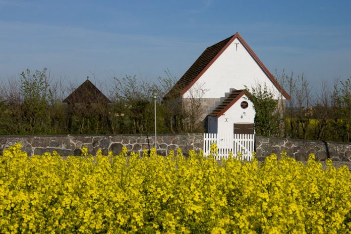 vejby kirke3_flaskeposten_740x493