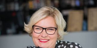 Lokal forfatter på Mokka