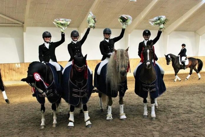 Hjørring_Rideklub_Distriktsmesterskab_FlaskePosten_1_740x493