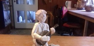 Henrik Woodpek ærer Kim Larsen