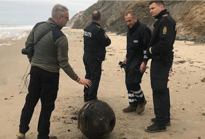 Strand_Bombertýddere_FlaskePosten_1