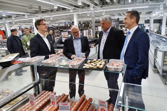 menybesøg3_flaskeposten_740x493