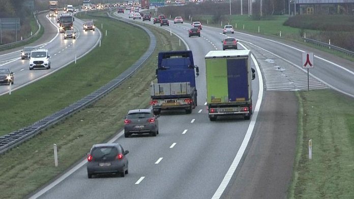 Elefantoverhaling_TV2Nord_FlaskePosten_1