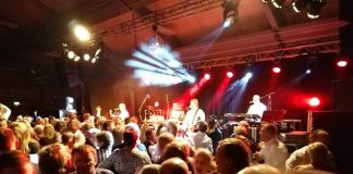 Dejlig aften i Poulstrup Hallen