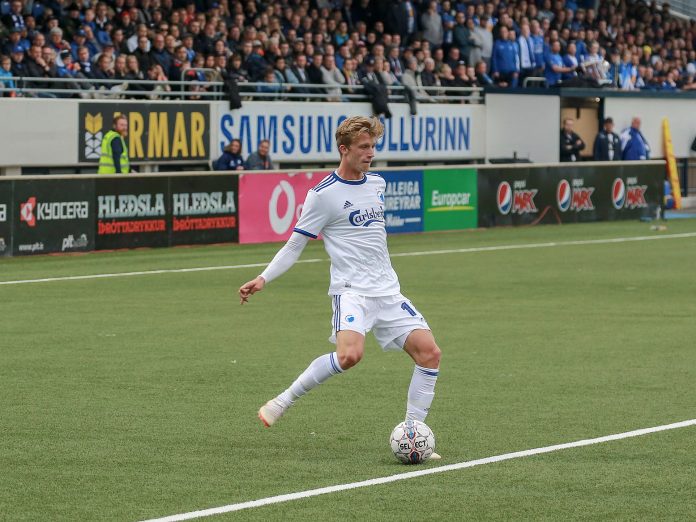 mads_roerslev_FF_FlaskePosten_1