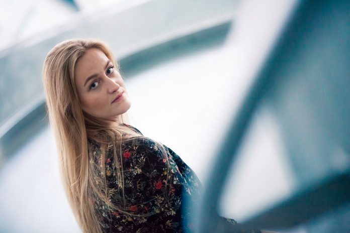 Amalie_Thørholm_FlaskePosten_1