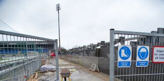Sæson-åbning på et stadion under ombygning