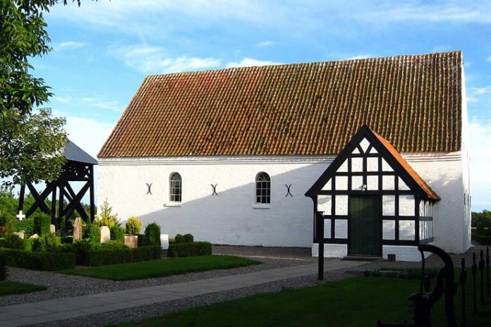 asdal kirke_flaskeposten_740x493