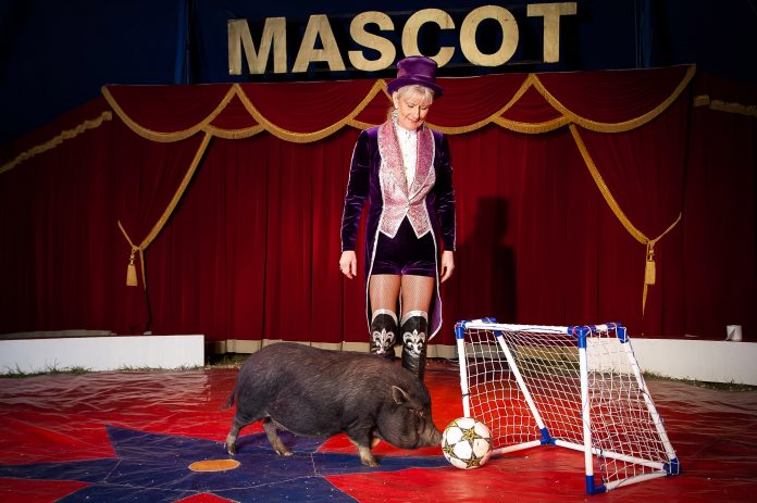 Cirkus_Mascot_1