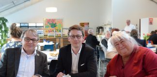 Venstre vil have ældrepleje med værdighed
