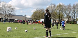 Pigeraketten lander i Tornby