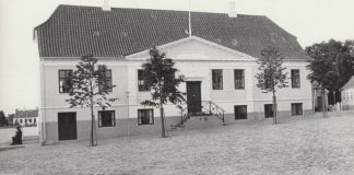 Hjælp med fotos og info om det gamle rådhus i Hjørring