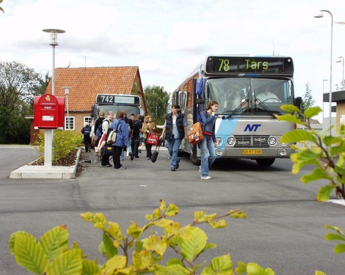 Busterminal_Tårs