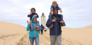 Turisterne er vilde med Rubjerg Knude Fyr