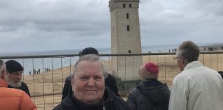 Flytningen blev overværet af fyrpasserens datter