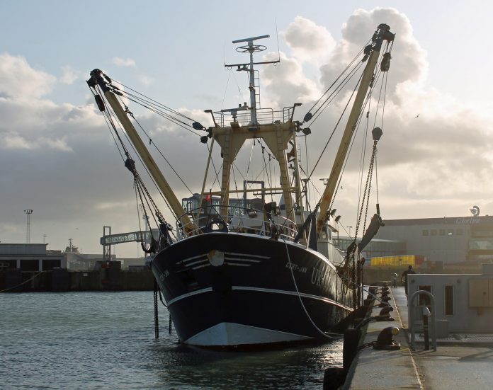 Bomtrawler-Hirtshals-Havn-Foto-KP