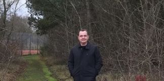 Jubilæumssten placeret mellem Nejst Plantage og Hirtshals Tennisklub
