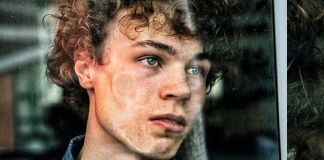 Teater sætter billeder på sorgen