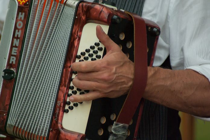 Harmonika