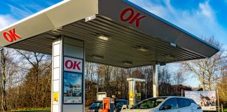 SE DET I ØJNENE, MEYER! Benzin og dieselbiler har fået en udløbsdato…