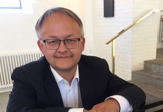 Arne_Jørgen_Fæø_715x493