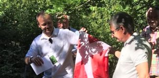 Højtidelig afsløring i Horne