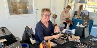 Kunsten stiger på kajkanten